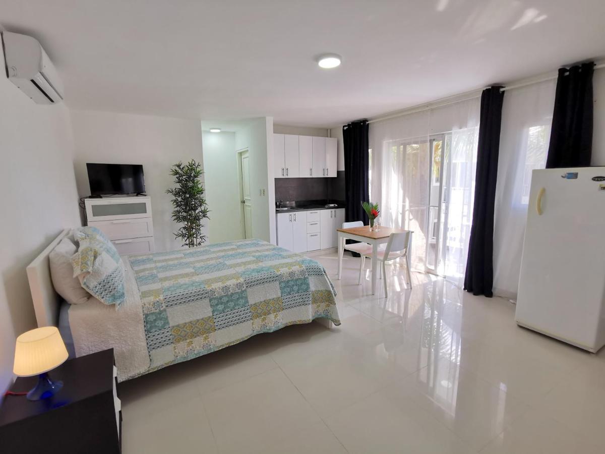 Sol Caribe Suites - Playa Los Corales - Beach Club, Wifi, Swimming Pool Punta Cana Chambre photo