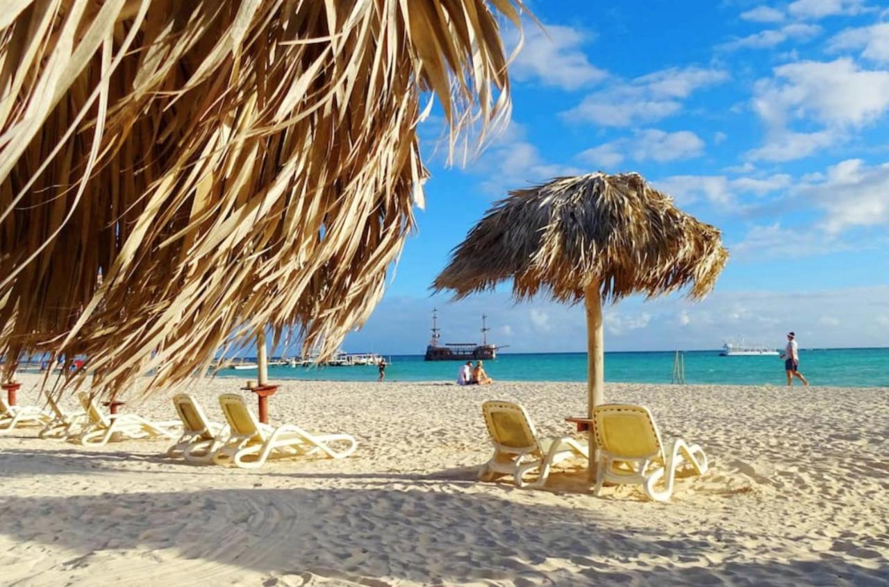 Sol Caribe Suites - Playa Los Corales - Beach Club, Wifi, Swimming Pool Punta Cana Extérieur photo